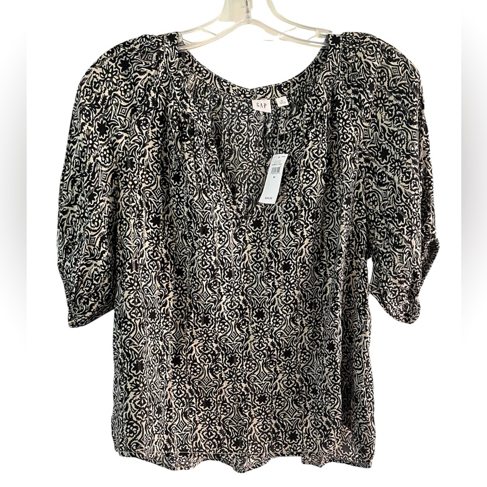 GAP - New With Tags - Elegant Black and White Patterned Women's Blouse - Size M